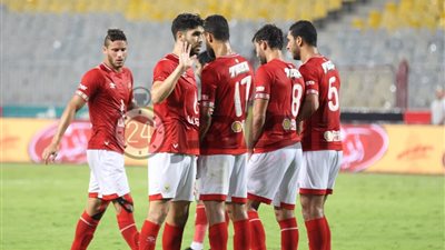 محمد يوسف يُعلن قائمة الأهلي لمواجهة إطلع بره..استبعاد أزارو ورمضان ومعلول