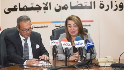 ميكنة مستحقات المتعاملين مع الهيئة القومية للتأمين الاجتماعي في بنك مصر