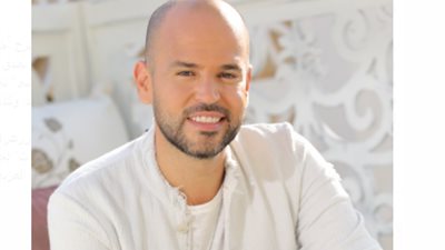 كليب أبو “عيش يا قلبي”.. يتصدر “تريند” يوتيوب بعد طرحه بيوم (فيديو وصورة)