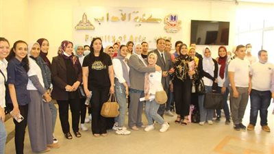 وحدة متابعة الخريجين بآداب عين شمس تنظم الدورة المجانية لتنمية المهارات الريادية