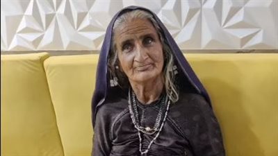 الدهن في العتاقي.. هندية في عمر السبعين تلد طفلا بعد 45 عاما من محاولات فاشلة للإنجاب