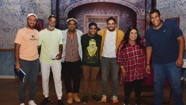 أبطال عائلة تس