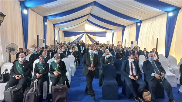 أهالي أعضاء القضاء