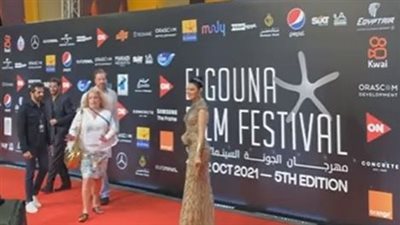 أبطال فيلم أميرة ومشاهير الفن على ريد كاربت مهرجان الجونة