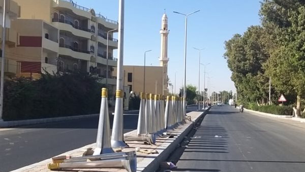 تأمين أعمدة الإنارة