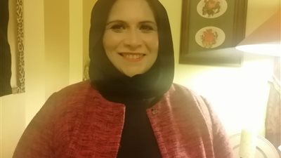 أفنت عمرها في مساعدة المصريات والعربيات بإيطاليا.. أمل يونس: فخورة بكل حاجة قدمتها