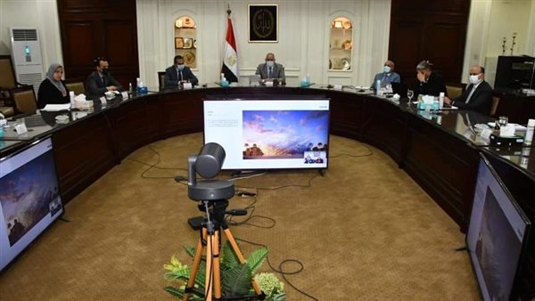 اجتماع وزير الإسكان