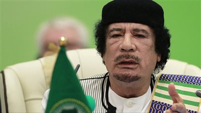 تسريب للقذافي في يوم مقتله: الخيانة أسقطت طرابلس.. ولا أخاف الموت بل هو يخشاني