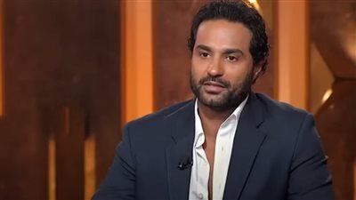 كريم فهمي: فوجئت بإصابتي بجلتطين.. ودخلت العناية المركزة على رجلي | فيديو