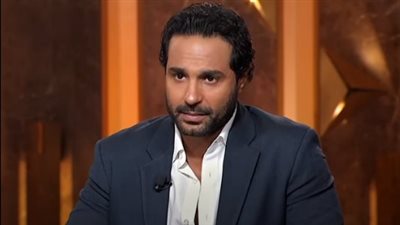 كريم فهمي عن انتقادات اعتزال ميرهان حسين: بقينا وحشين.. ومفيش احترام للمشاعر