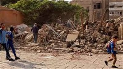 هدم محال وأكشاك شارع المعز تمهيدا لتحويله لممشى سياحي