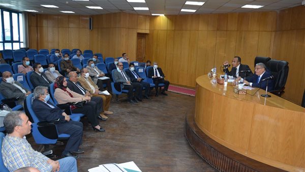 اجتماع مناقشة مشروعات