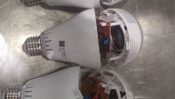 اللمبات الكهربائية