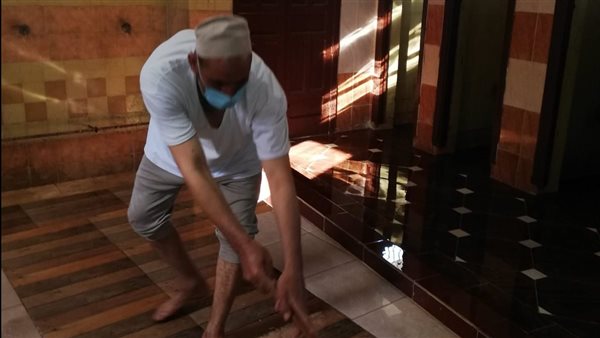 تعقيم وتطهير المساجد