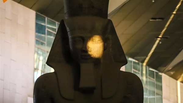 تمثال الملك رمسيس