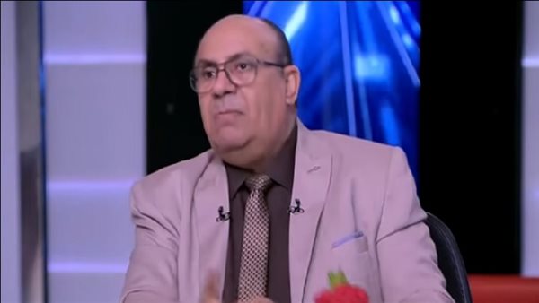 الدكتور مبروك عطية