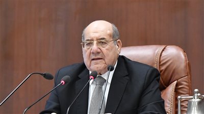 رئيس الشيوخ يشكر الحكومة على تعاونها مع الأعضاء بشأن مناقشات القوانين 