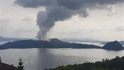 قد يكون سببًا في حدوث زلازل بكريت.. تفاصيل وصول غاز بركان لابالما لمصر