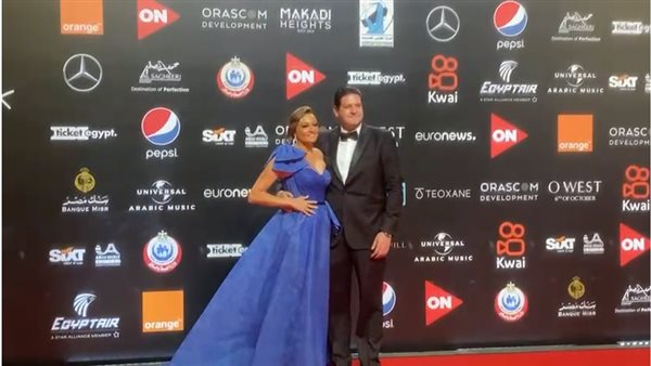 بشرى وزوجها في ختام