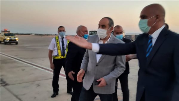 وزير الطيران في جولته