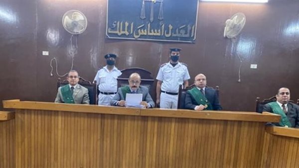 محاكمة زوج وزوجته