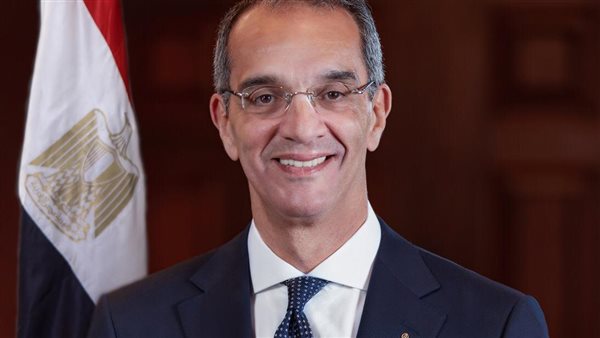 وزير الاتصالات وتكنولوجيا