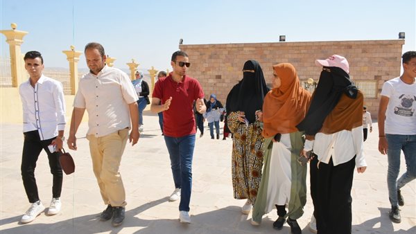 طلاب سوهاج يزورون