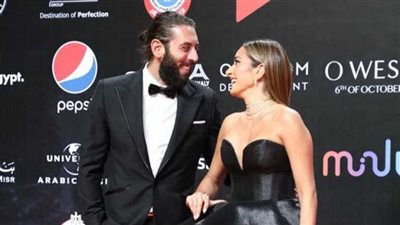 بعد إثارتهما الجدل على السوشيال ميديا.. أول تعليق من تامر هاشم على علاقته بـ أمينة خليل 