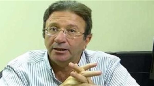 الدكتور عادل الاتربي