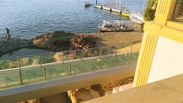 الكوبري الزجاجي