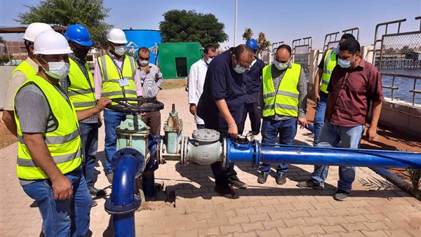 رئيس مياه سوهاج يتفقد