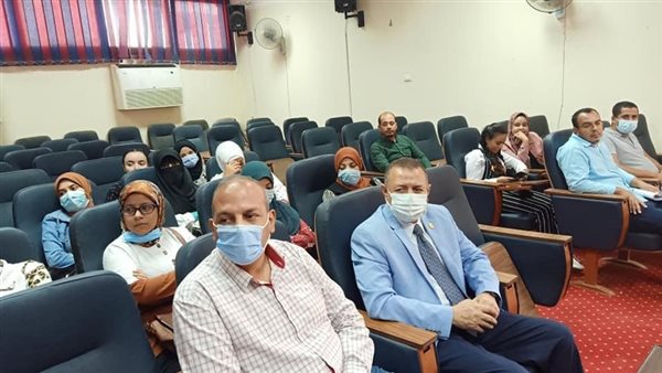 ندوة تثقيفية بجامعة