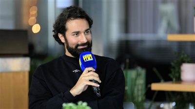 الليلة.. أحمد حاتم ضيف برنامج It’s Show time 