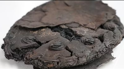  العثور على كعكة مكسرات مخبوزة من الحرب العالمية الثانية عمرها 80عامًا 