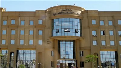 بينهم صاحب أشهر قضية استيلاء على أموال.. بيع أراضٍ وعقارات مملوكة لـ عائلة رجال أعمال شهيرة بمزاد