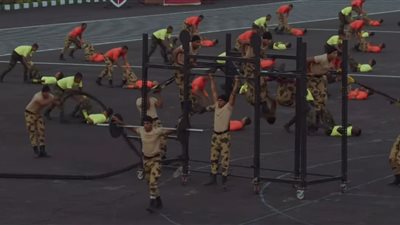 الرئيس السيسي يشهد عروض اللياقة البدنية لطلاب الكليات العسكرية