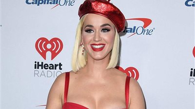  مناصرة حقوق المثليين.. أبرز المواقف المثيرة للجدل في حياة كاتي بيري