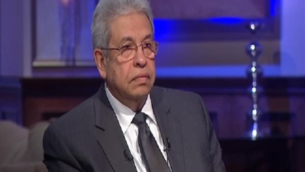 الدكتور عبد المنعم