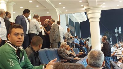 بسبب ليفربول.. أحد أعضاء سموحة يثير أزمة في مباراة الاتحاد