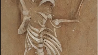 العثور على هيكل عظمى قتيل منذ 1300 عام | صور