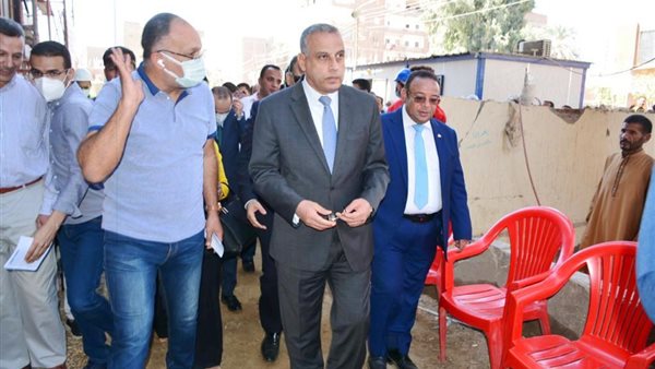 محافظ سوهاج يتفقد