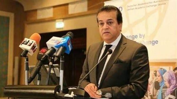 الدكتور خالد عبد