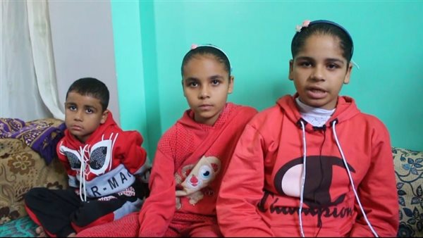 أبناء الضحية 