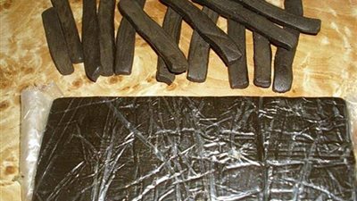 شابو وحشيش.. ضبط كمية من المواد المخدرة بحوزة عاملين بسوهاج