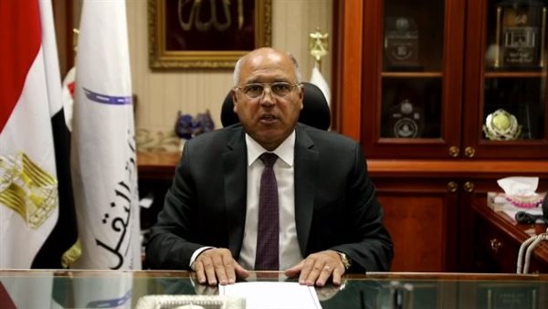 وزير النقل خلال إلقاء