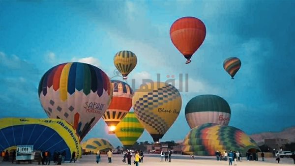 البالون الطائر في