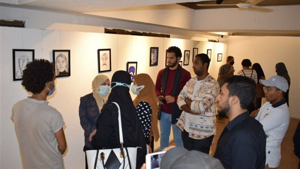 افتتاح المعرض