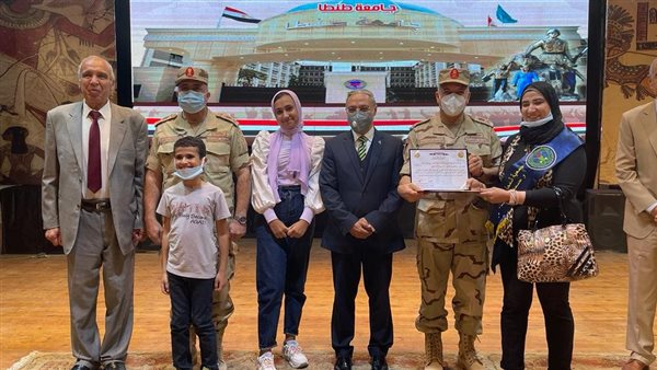 تكريم أسر الشهداء