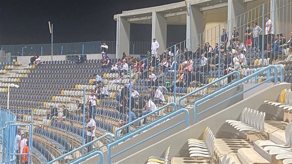 الجماهير في بتروسبورت