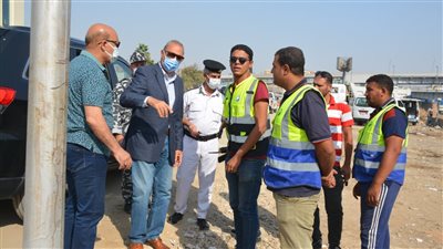 محافظ القليوبية يجري جولة بشبرا الخيمة لمتابعة منظومة رفع القمامة والإشغالات